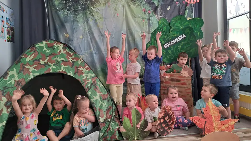 Leśna nocowanka w przedszkolu – relacja