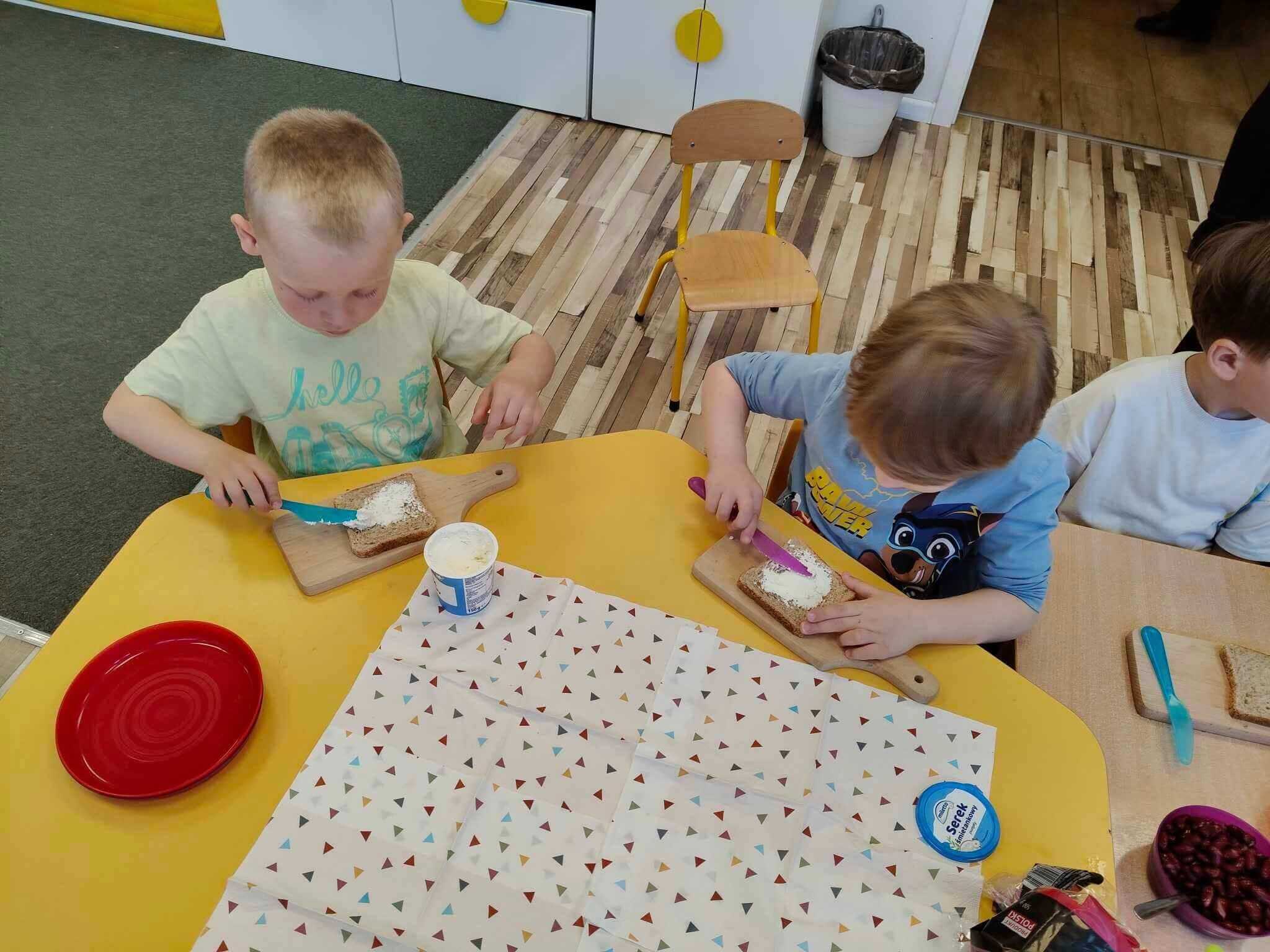 wiosna u lisków i zajączków