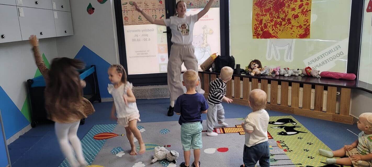 pokazowe zajęcia roar dance