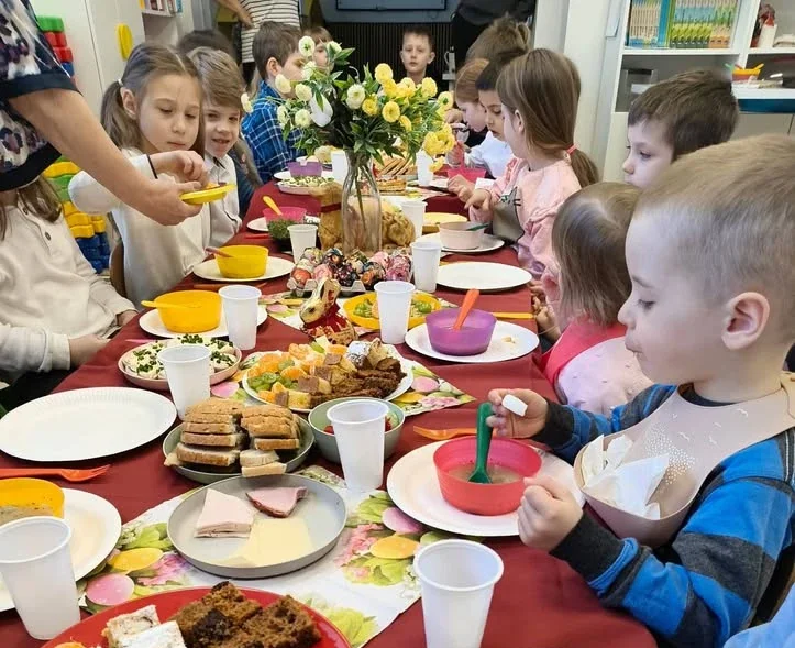 Śniadanie wielkanocne w przedszkolu