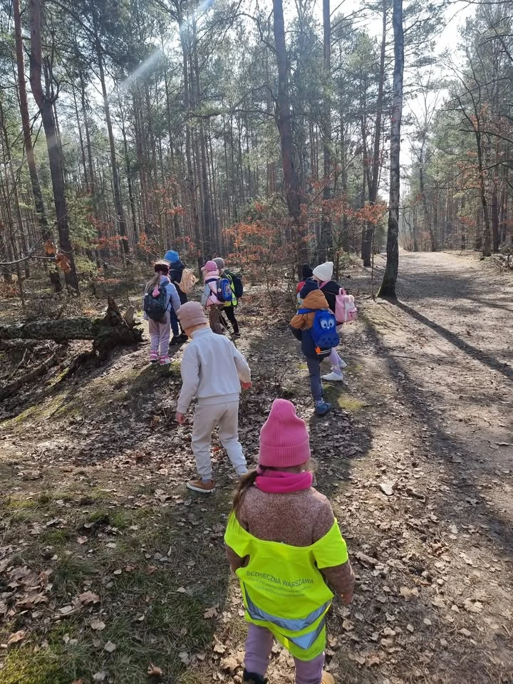 wiosenna wycieczka przedszkolaków